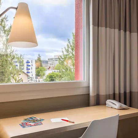 Ibis Geneve Aeroport-2